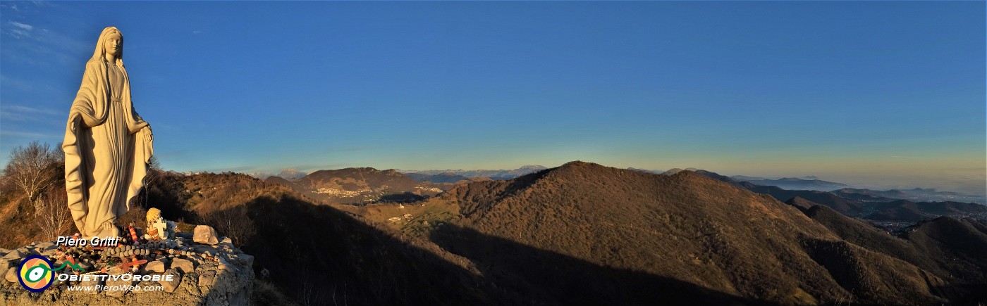 50 Alla Madonnina del Costone (1195 m) vista panoramica .jpg